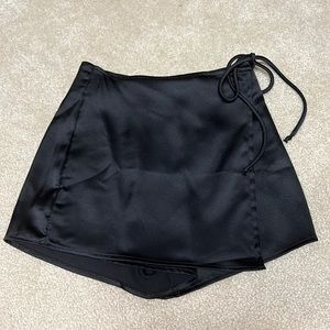Black satin Altar’d state skort with tie xs